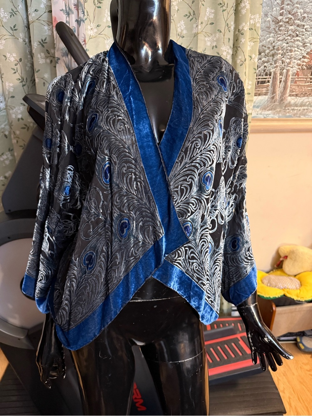 Peacock-Print Blue Velvet Kimono Blazer